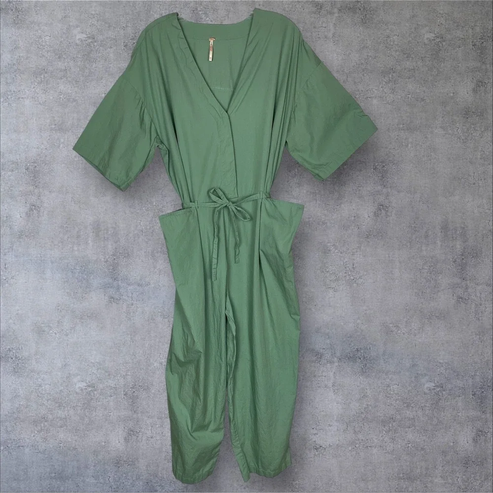 Free People Free est Feels So Right One Piece Sage Green Jumpsuit Womens M